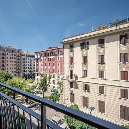 Apartman Caracciolo - Metro San Giovanni